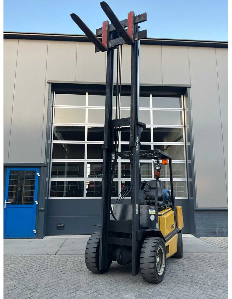 1993 YALE GLP 30 TE FORKLIFT - Empilhadeira: foto 2 1993 YALE GLP 30 TE FORKLIFT - Empilhadeira: foto 2