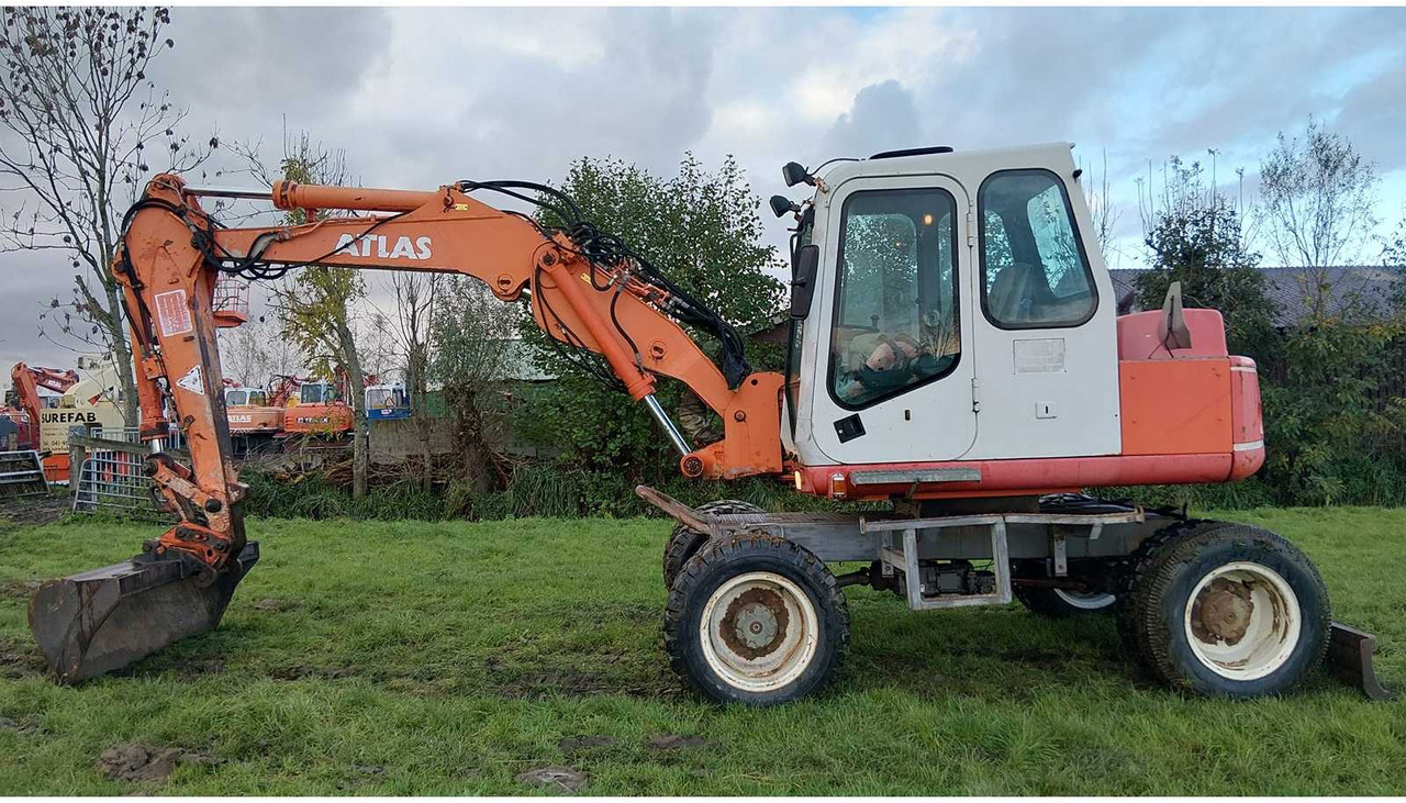 1996 ATLAS 1104 WHEELED EXCAVATOR - Escavadeira de rodas: foto 3 1996 ATLAS 1104 WHEELED EXCAVATOR - Escavadeira de rodas: foto 3