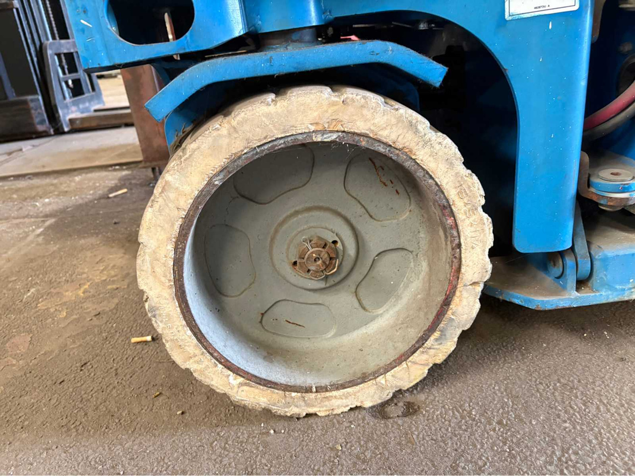 Plataforma aérea 1997 GENIE GS-2032 AERIAL PLATFORM: foto 12