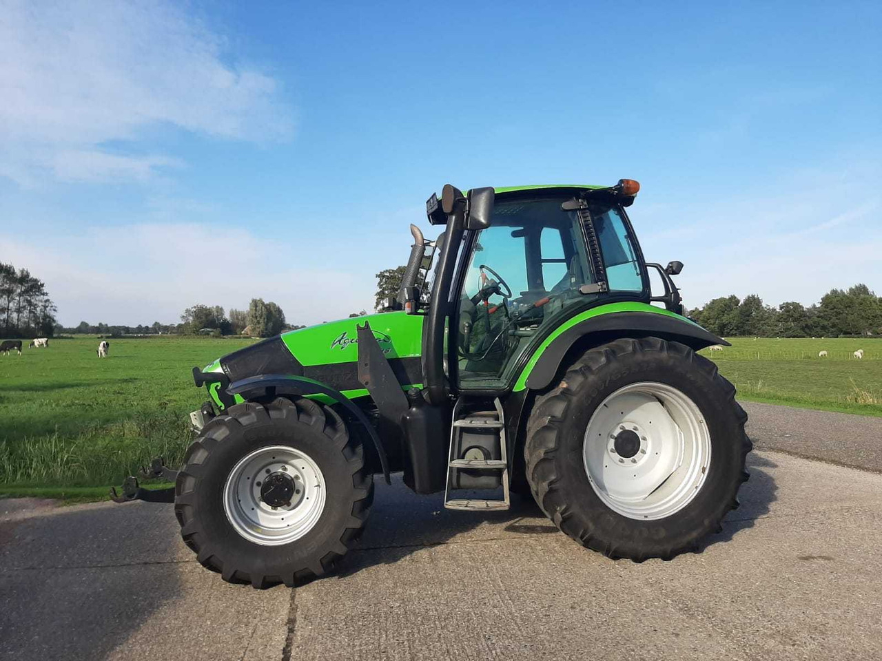 2006 DEUTZ-FAHR AGROTRON 108 FOUR WHEEL DRIVE FARM TRACTOR - Trator: foto 3 2006 DEUTZ-FAHR AGROTRON 108 FOUR WHEEL DRIVE FARM TRACTOR - Trator: foto 3