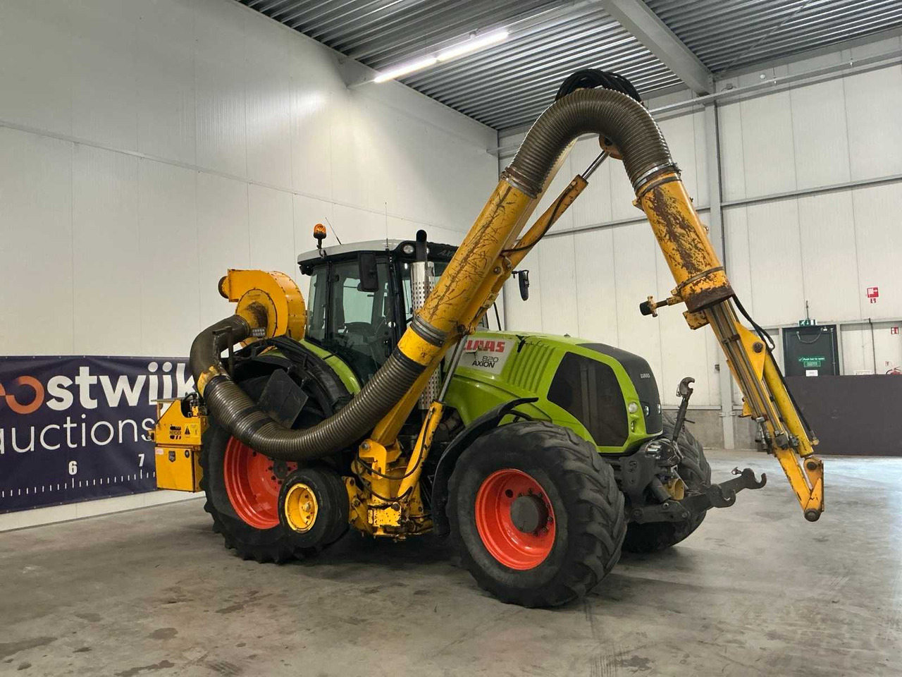 2009 CLAAS AXION 820 ALL-WHEEL DRIVE FARM TRACTOR - Trator: foto 4 2009 CLAAS AXION 820 ALL-WHEEL DRIVE FARM TRACTOR - Trator: foto 4