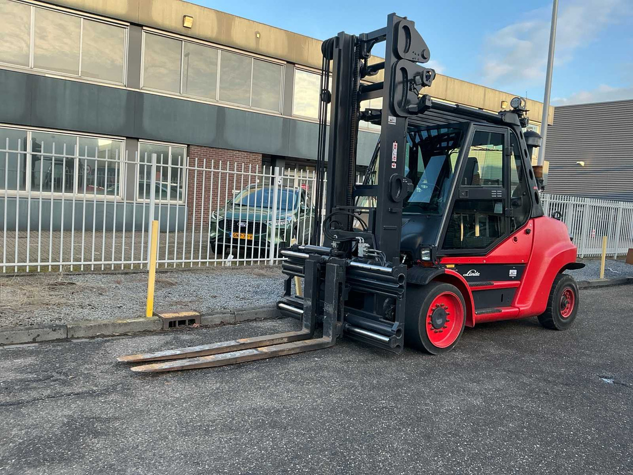 2010 LINDE H80D-01/900 FORKLIFT - Empilhadeira: foto 1 2010 LINDE H80D-01/900 FORKLIFT - Empilhadeira: foto 1