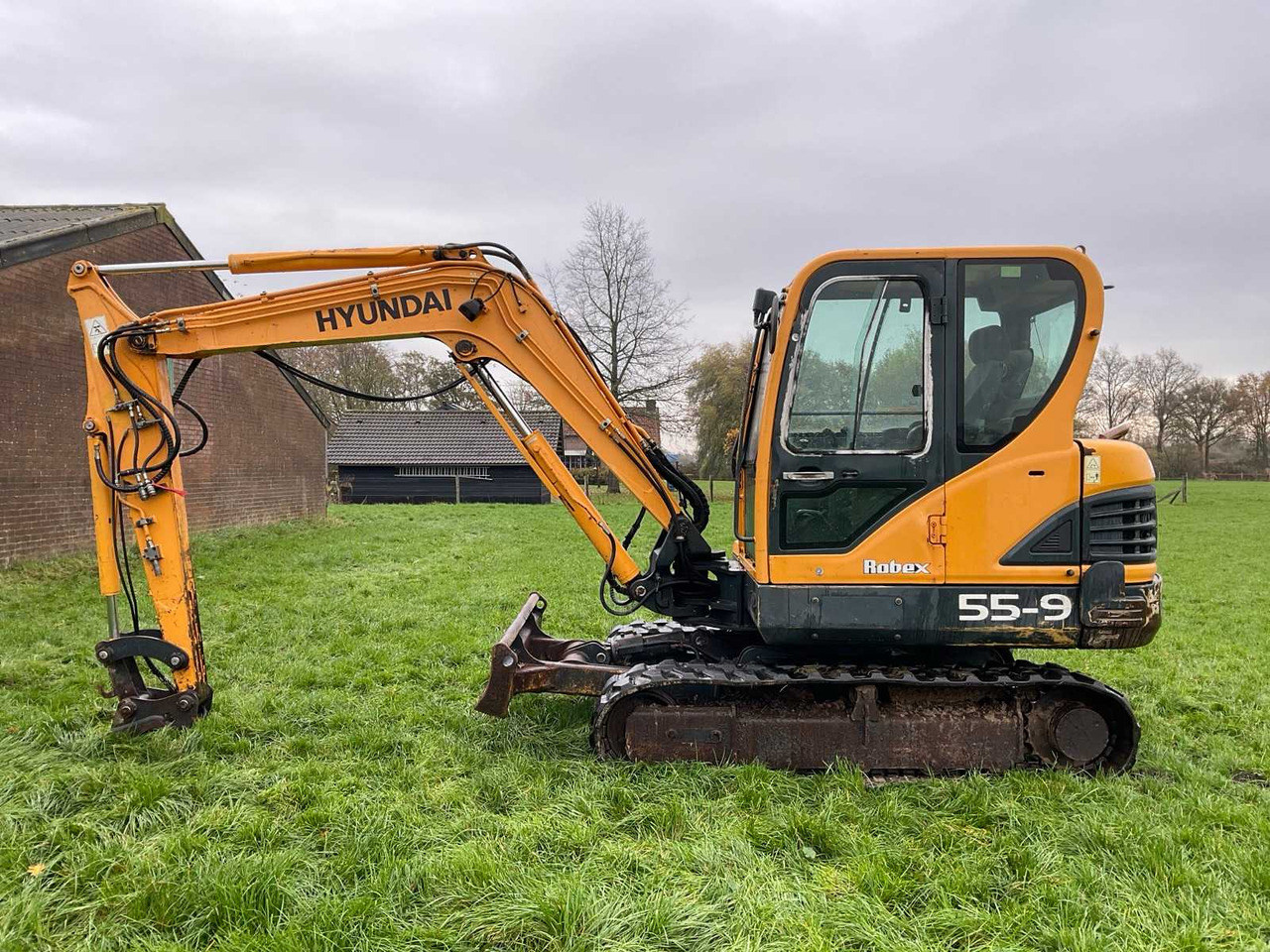 2012 HYUNDAI ROBEX 55-9 MIDI EXCAVATOR - Escavadeira: foto 2 2012 HYUNDAI ROBEX 55-9 MIDI EXCAVATOR - Escavadeira: foto 2