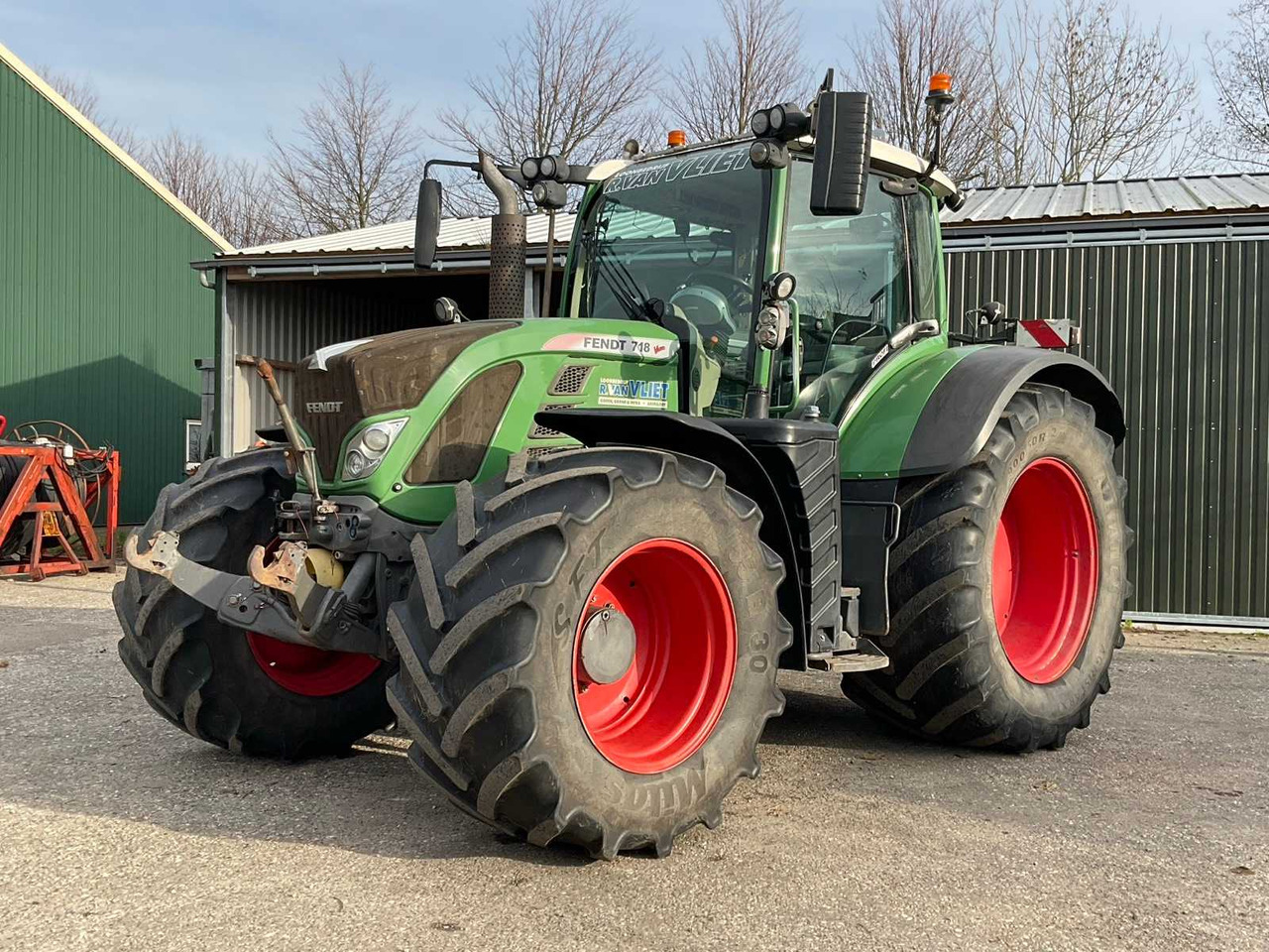 2014 FENDT 718 SCR ALL-WHEEL DRIVE FARM TRACTOR - Trator: foto 1 2014 FENDT 718 SCR ALL-WHEEL DRIVE FARM TRACTOR - Trator: foto 1