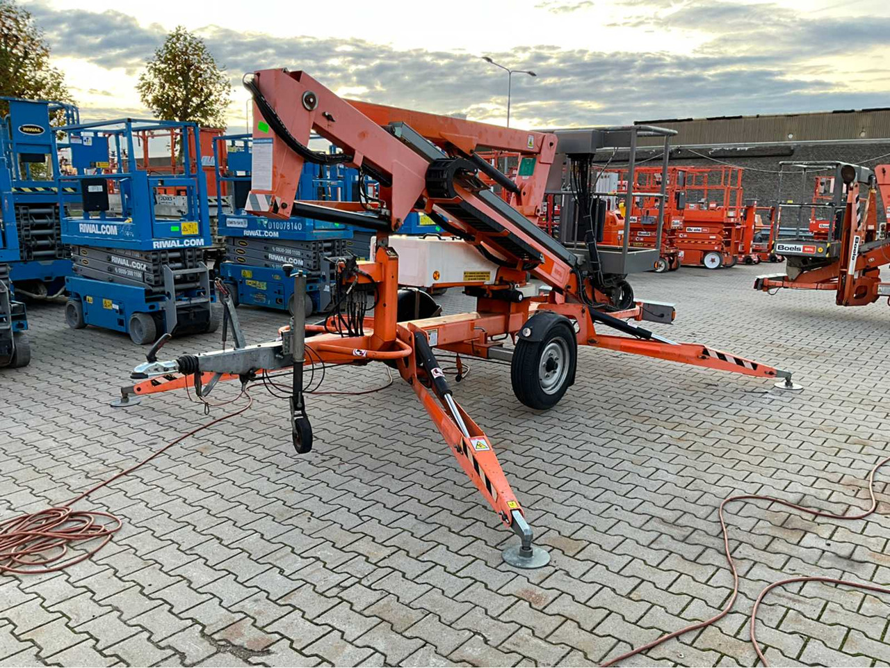 2014 NIFTYLIFT NIFTY 120 TAC AERIAL WORK PLATFORM TRAILER - Plataforma aérea: foto 2 2014 NIFTYLIFT NIFTY 120 TAC AERIAL WORK PLATFORM TRAILER - Plataforma aérea: foto 2