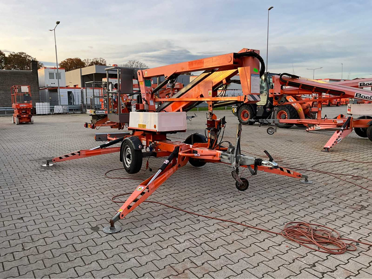2014 NIFTYLIFT NIFTY 120 TAC AERIAL WORK PLATFORM TRAILER - Plataforma aérea: foto 4 2014 NIFTYLIFT NIFTY 120 TAC AERIAL WORK PLATFORM TRAILER - Plataforma aérea: foto 4