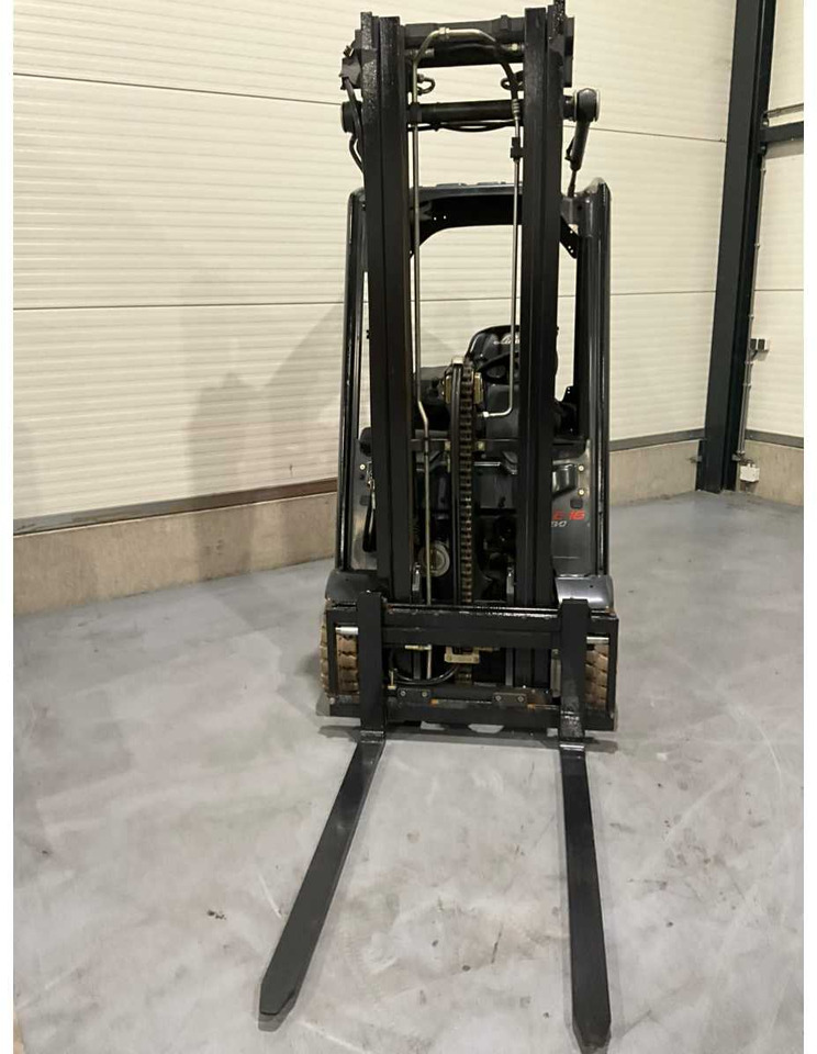 2015 LINDE E16-02 1600KG 3915HOUR FORKLIFT - Empilhadeira: foto 5 2015 LINDE E16-02 1600KG 3915HOUR FORKLIFT - Empilhadeira: foto 5