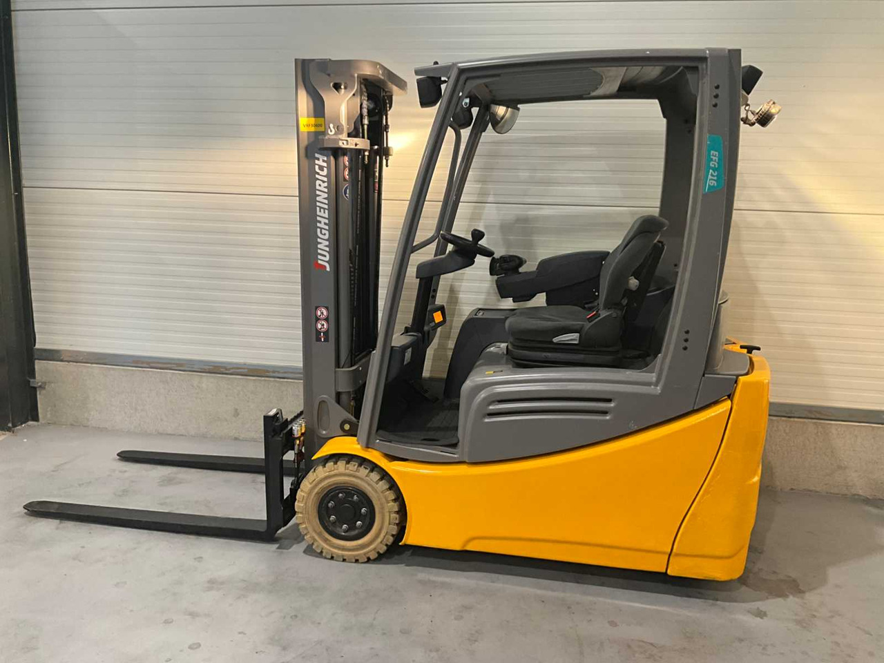 2016 JUNGHEINRICH EFG 216K FORKLIFT TRUCK - Empilhadeira: foto 3 2016 JUNGHEINRICH EFG 216K FORKLIFT TRUCK - Empilhadeira: foto 3