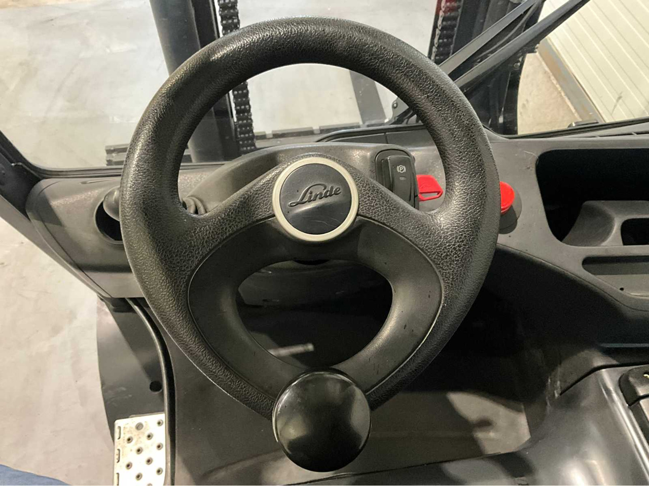 Empilhadeira 2017 LINDE E30L-01 3000KG FORKLIFT: foto 11 Empilhadeira 2017 LINDE E30L-01 3000KG FORKLIFT: foto 11