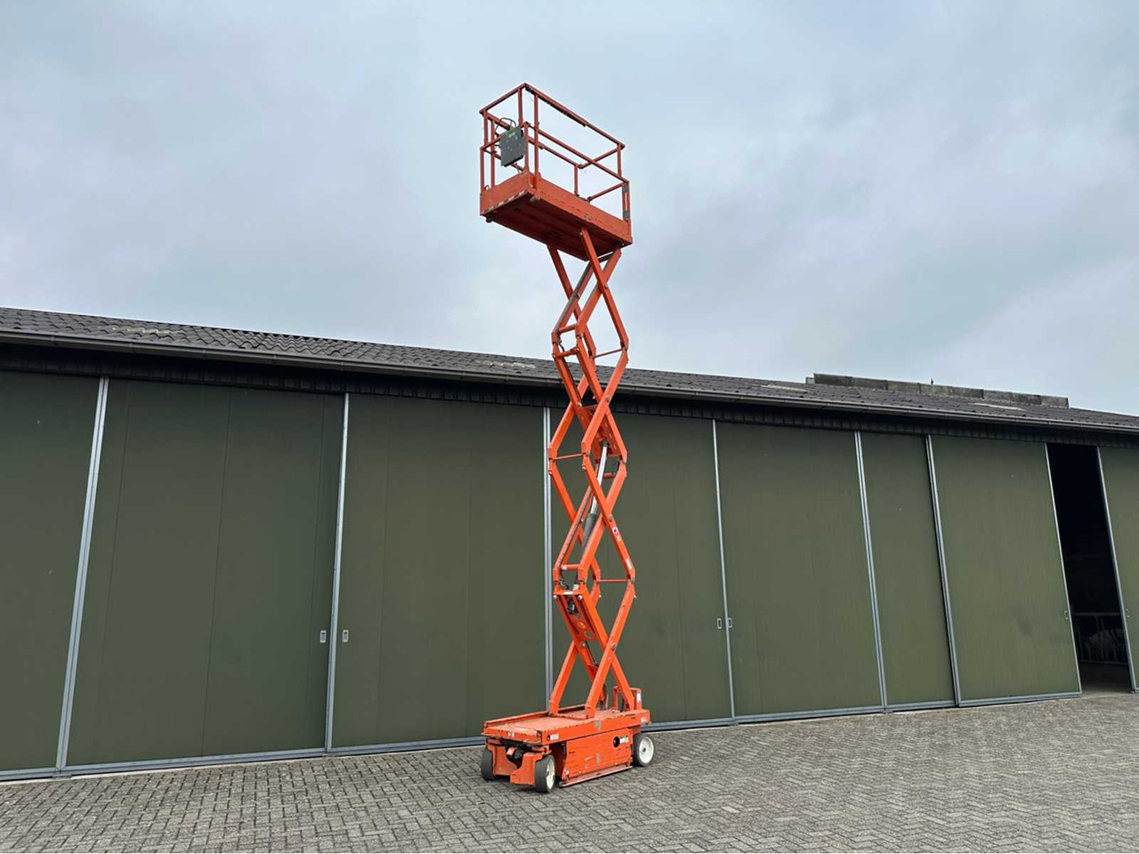 2018 SKYJACK SD 3 3219 AERIAL PLATFORM - Plataforma aérea: foto 2 2018 SKYJACK SD 3 3219 AERIAL PLATFORM - Plataforma aérea: foto 2