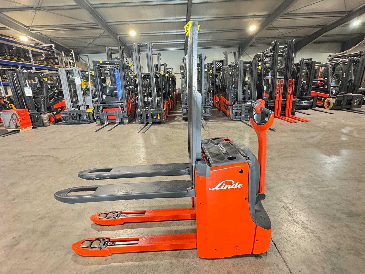 2020 LINDE T16L PALLET TRUCK ANT STACKER INITIAL STROKE 1,423 HOURS - Empilhadeira: foto 2 2020 LINDE T16L PALLET TRUCK ANT STACKER INITIAL STROKE 1,423 HOURS - Empilhadeira: foto 2