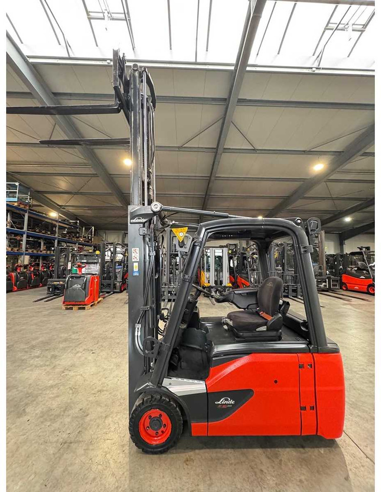 2020 SERVICE+UVV 10/2026 LINDE E16L 1.600KG DUPLEX FREE LIFT ELECTRIC FORKLIFT - Empilhadeira: foto 4 2020 SERVICE+UVV 10/2026 LINDE E16L 1.600KG DUPLEX FREE LIFT ELECTRIC FORKLIFT - Empilhadeira: foto 4
