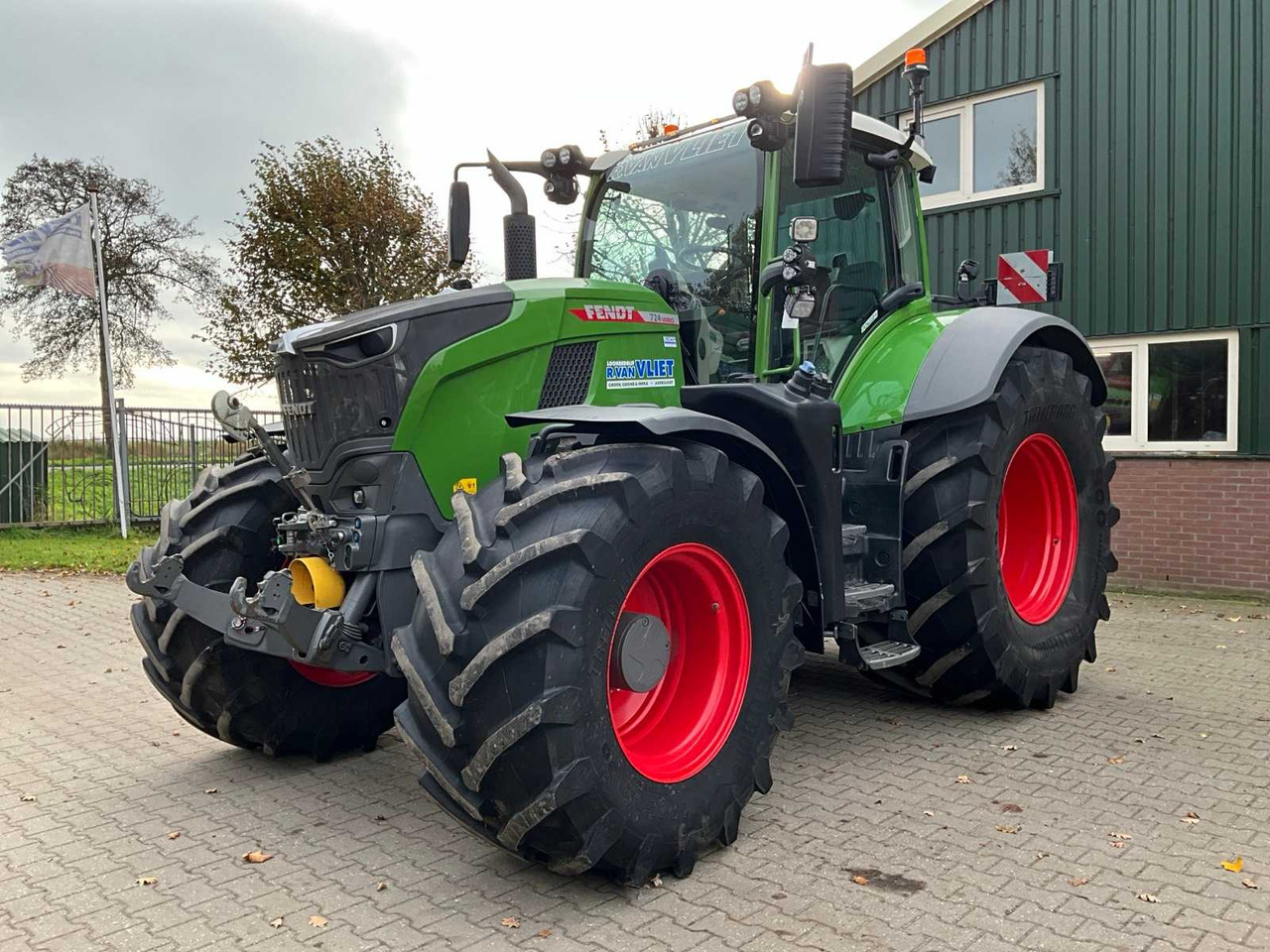 2024 FENDT 724 ALL-WHEEL DRIVE AGRICULTURAL TRACTOR - Trator: foto 1 2024 FENDT 724 ALL-WHEEL DRIVE AGRICULTURAL TRACTOR - Trator: foto 1
