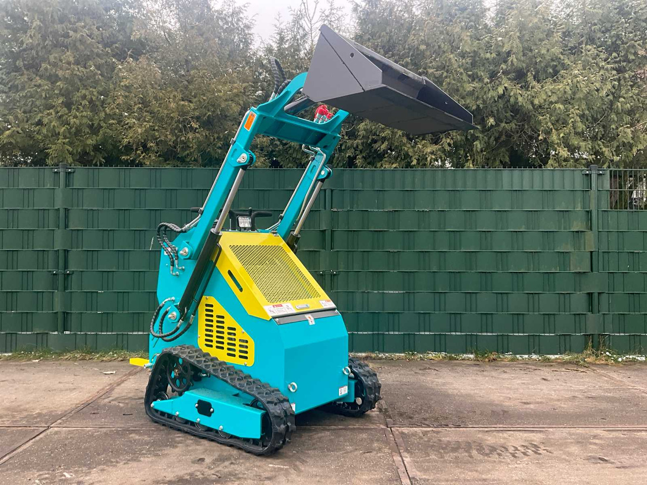 2025 - HH - LY-350 - SKID STEER LOADER - Mini pá carregadora de rastos: foto 4 2025 - HH - LY-350 - SKID STEER LOADER - Mini pá carregadora de rastos: foto 4