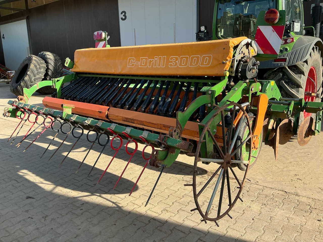 Amazone Catros 3001 + C-Drill 3000 - Grades de discos: foto 4 Amazone Catros 3001 + C-Drill 3000 - Grades de discos: foto 4