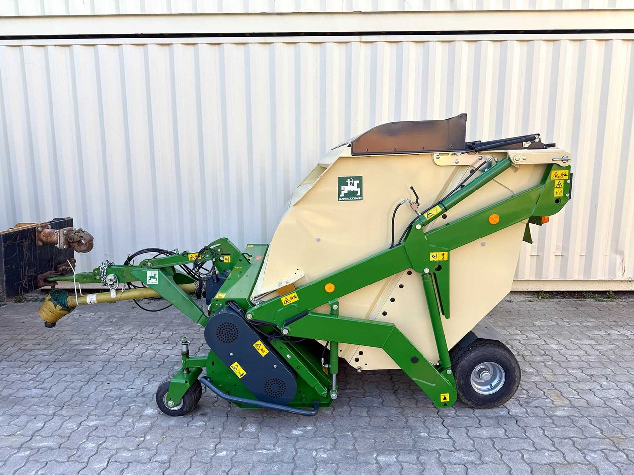 Amazone Grasshopper GHS 1800 Drive - Equipamentos para jardinagem: foto 2 Amazone Grasshopper GHS 1800 Drive - Equipamentos para jardinagem: foto 2