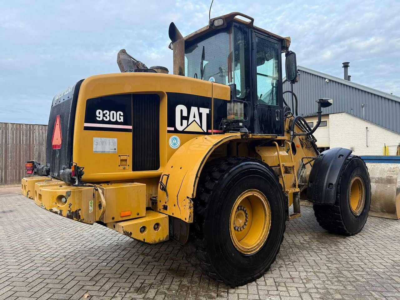 CAT - 930G - 8009 HOURS - SHOVEL INCL. BAK AND QUICK CHANGE - Pá carregadora de rodas: foto 4 CAT - 930G - 8009 HOURS - SHOVEL INCL. BAK AND QUICK CHANGE - Pá carregadora de rodas: foto 4