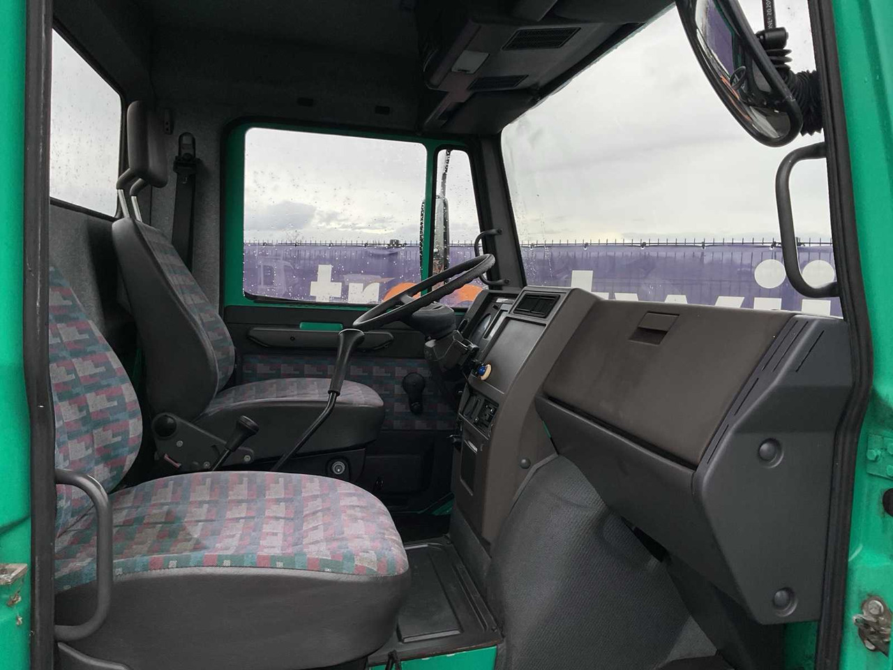 1998 MERCEDES-BENZ UNIMOG TRUCK - Camião: foto 5 1998 MERCEDES-BENZ UNIMOG TRUCK - Camião: foto 5