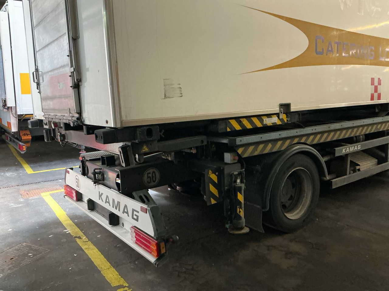 2002 MERCEDES-BENZ WBC22 CATERING TRUCK - Camião: foto 4 2002 MERCEDES-BENZ WBC22 CATERING TRUCK - Camião: foto 4