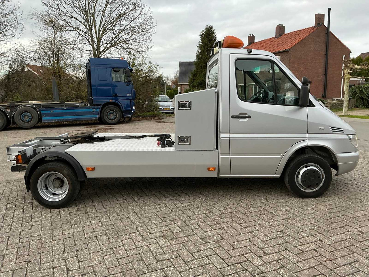 2005 MERCEDES-BENZ TRUCK (BE) - Camião: foto 4 2005 MERCEDES-BENZ TRUCK (BE) - Camião: foto 4