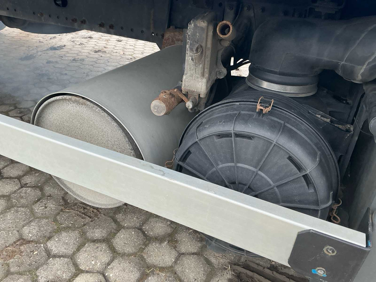 Camião 2010 MAN TGL 12.180 4X2 BL EEV TRUCK: foto 11 Camião 2010 MAN TGL 12.180 4X2 BL EEV TRUCK: foto 11