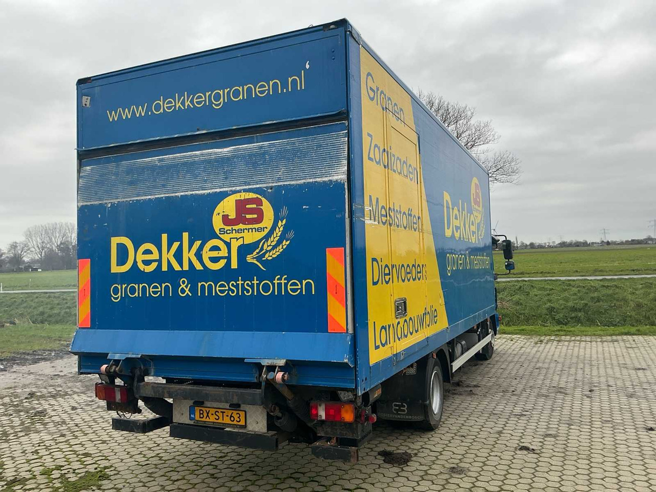 Camião 2010 MAN TGL 12.180 4X2 BL EEV TRUCK: foto 6 Camião 2010 MAN TGL 12.180 4X2 BL EEV TRUCK: foto 6