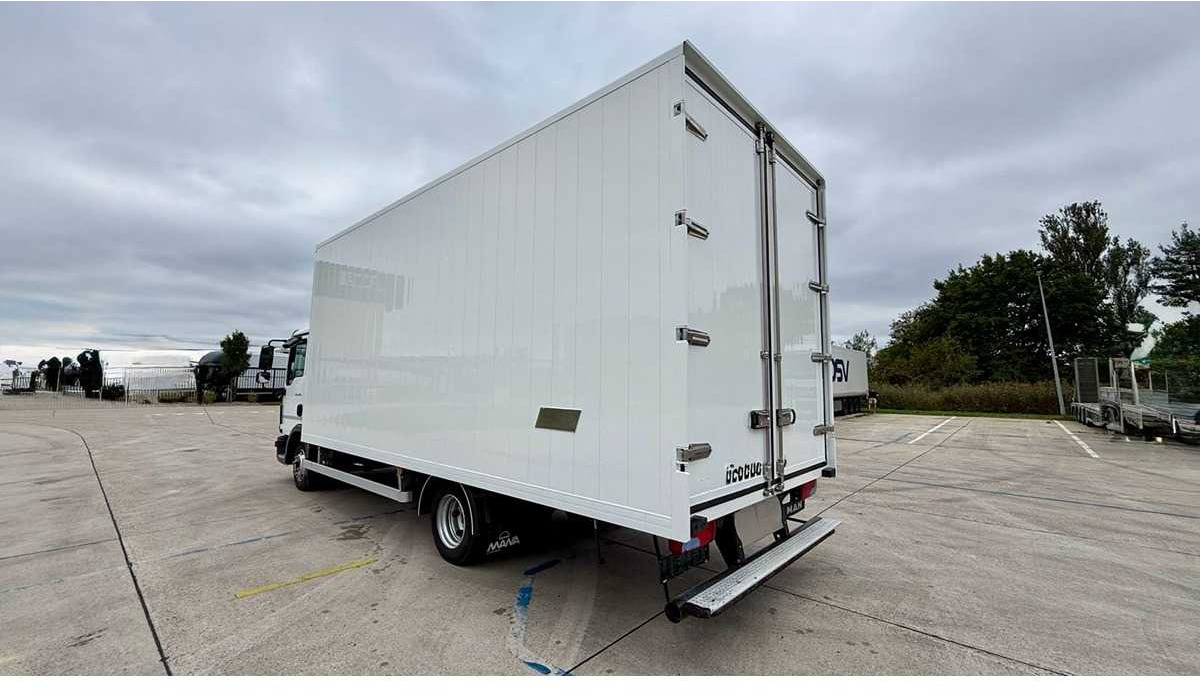 2016 MAN TGL 7.150 TRUCK - Camião: foto 4 2016 MAN TGL 7.150 TRUCK - Camião: foto 4