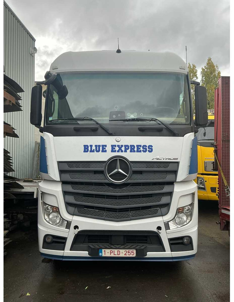 2016 MERCEDES-BENZ ACTROS 1945 TRUCK TRACTOR - Camião: foto 2 2016 MERCEDES-BENZ ACTROS 1945 TRUCK TRACTOR - Camião: foto 2