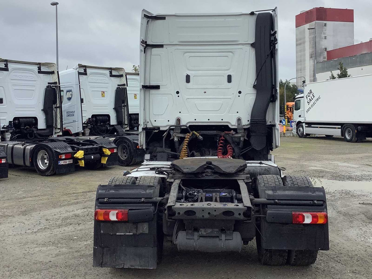 2016 MERCEDES-BENZ ACTROS 963-4-A TRUCK TRACTOR UNIT - Camião: foto 3 2016 MERCEDES-BENZ ACTROS 963-4-A TRUCK TRACTOR UNIT - Camião: foto 3