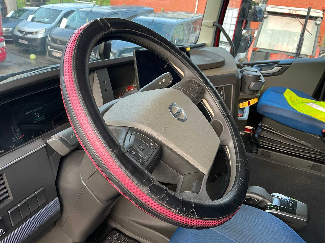 2022 VOLVO FH460 TRACTOR VOLVO FH460 - Camião: foto 5 2022 VOLVO FH460 TRACTOR VOLVO FH460 - Camião: foto 5