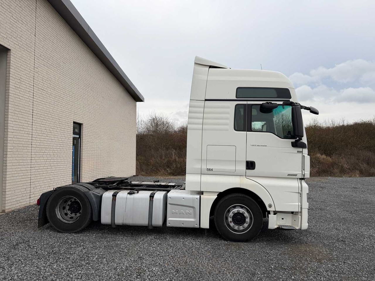 MAN - TGX 18.460 - 2018 - TRACTOR UNIT - Camião: foto 4 MAN - TGX 18.460 - 2018 - TRACTOR UNIT - Camião: foto 4