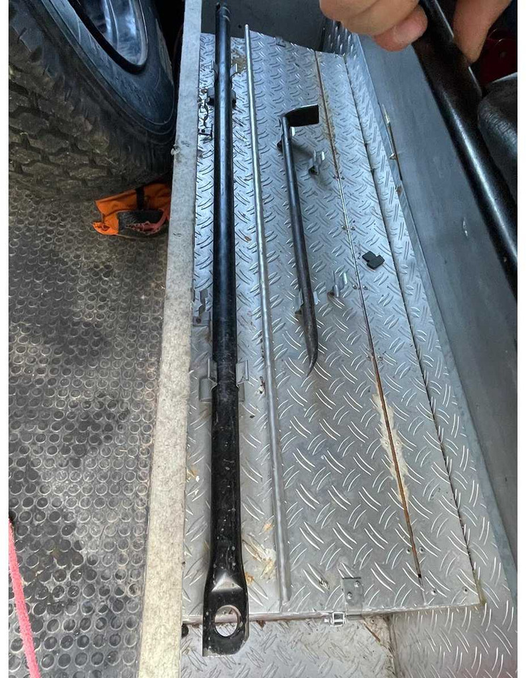 MERCEDES-BENZ - 1120 4X4 - WINCH FIRE TRUCK - Camião: foto 5 MERCEDES-BENZ - 1120 4X4 - WINCH FIRE TRUCK - Camião: foto 5