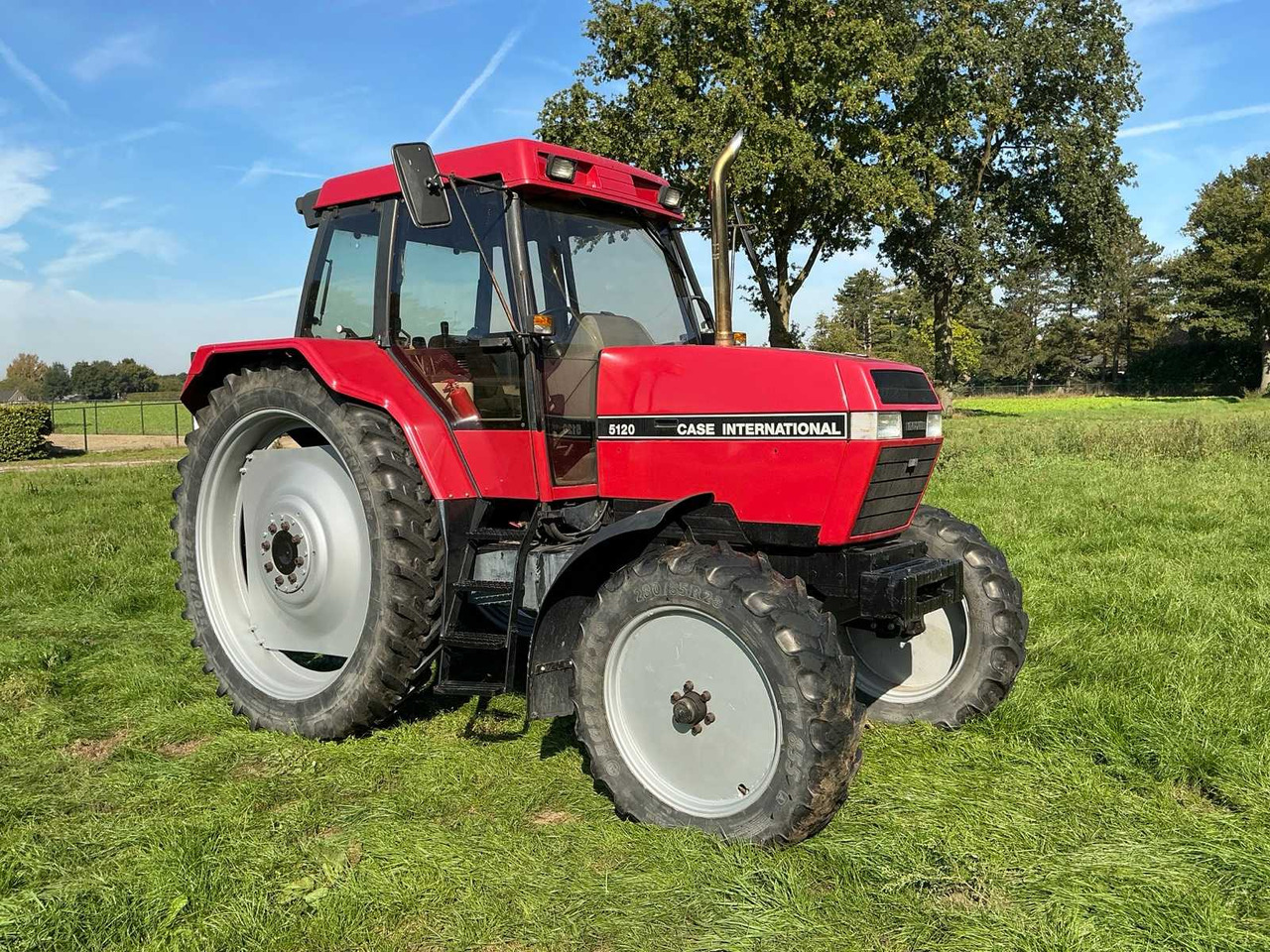 Case IH 5120 - Trator: foto 3 Case IH 5120 - Trator: foto 3
