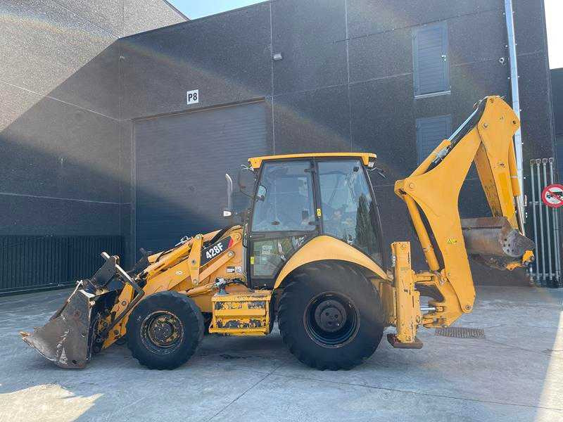 Caterpillar 428F - Retroescavadeira: foto 5 Caterpillar 428F - Retroescavadeira: foto 5