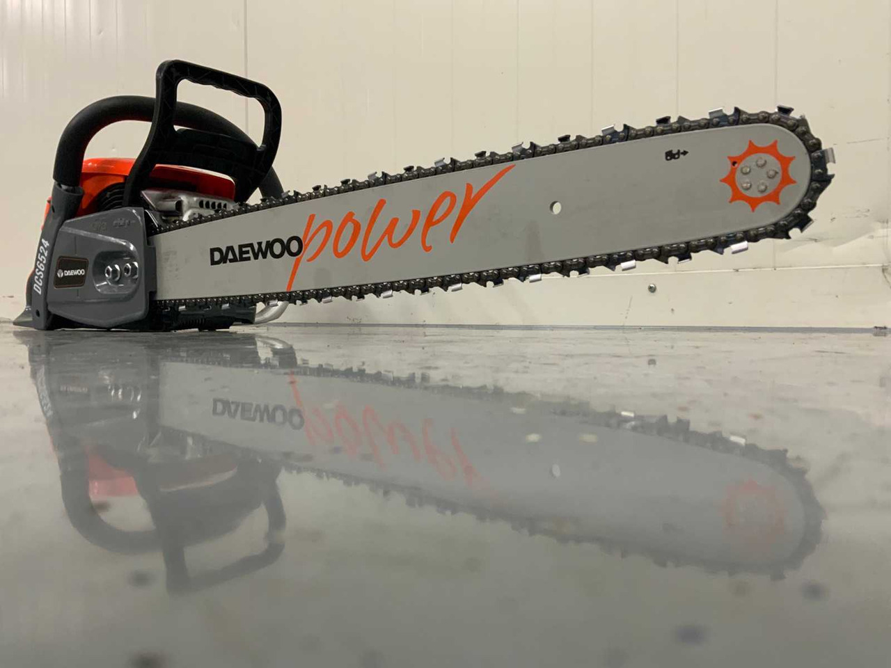 Daewoo DCS6524 - Equipamentos para jardinagem: foto 3 Daewoo DCS6524 - Equipamentos para jardinagem: foto 3