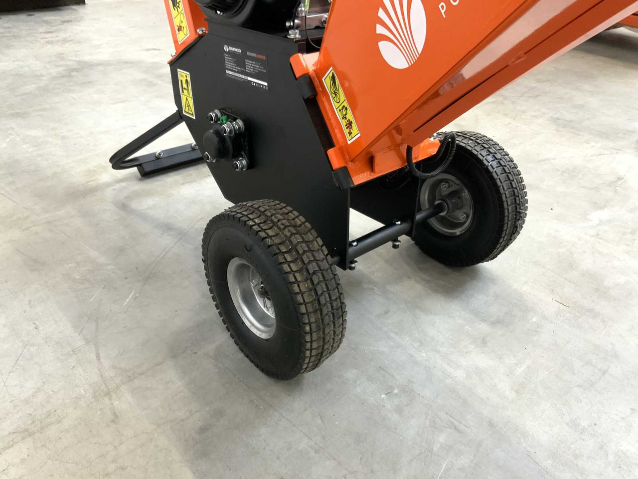 Daewoo DWFWC230 - Estilhaçadora de madeira: foto 5 Daewoo DWFWC230 - Estilhaçadora de madeira: foto 5