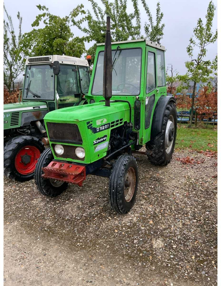 Deutz-Fahr D5007 - Trator: foto 3 Deutz-Fahr D5007 - Trator: foto 3