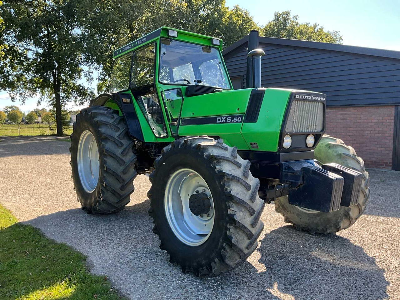 Deutz-Fahr DX 6.50 - Trator: foto 4 Deutz-Fahr DX 6.50 - Trator: foto 4