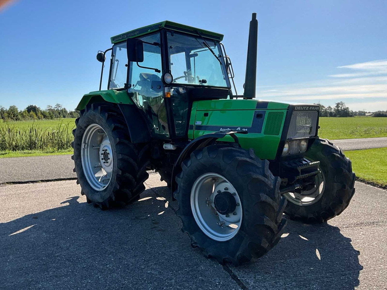 Deutz-Fahrenheit AgroPrima 4.31 - Trator: foto 4 Deutz-Fahrenheit AgroPrima 4.31 - Trator: foto 4