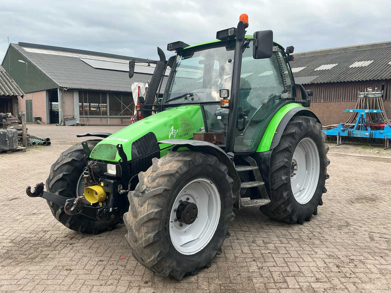 Deutz-fahr Agrotron 100 - Trator: foto 1 Deutz-fahr Agrotron 100 - Trator: foto 1