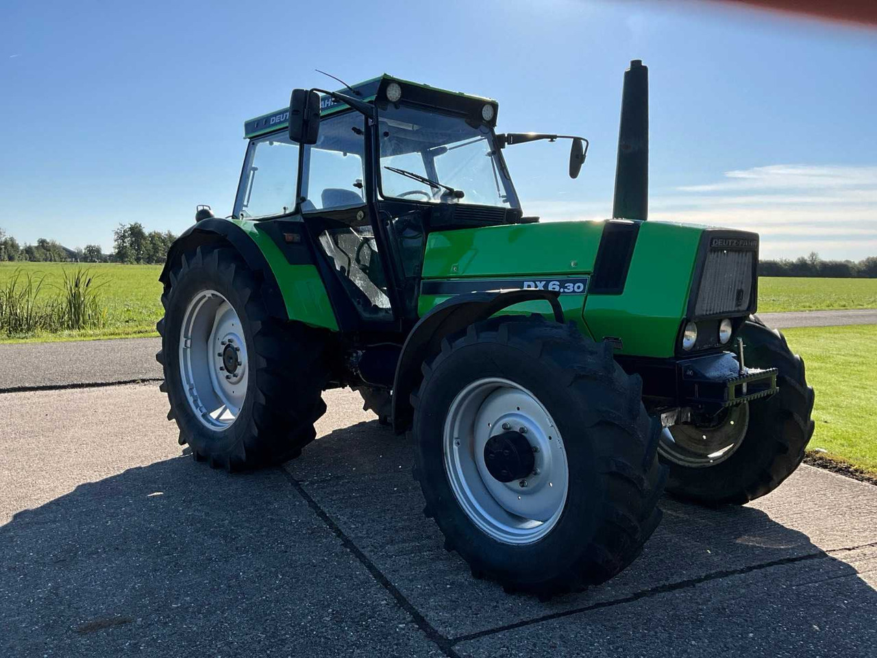 Deutz-fahr DX 6.30 - Trator: foto 4 Deutz-fahr DX 6.30 - Trator: foto 4