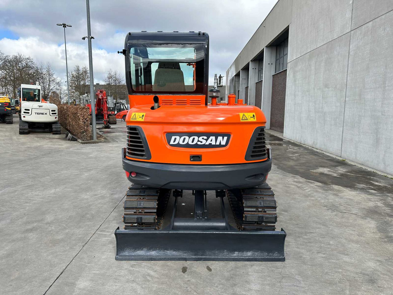 Doosan DX55-9C - Escavadora de rastos: foto 5 Doosan DX55-9C - Escavadora de rastos: foto 5