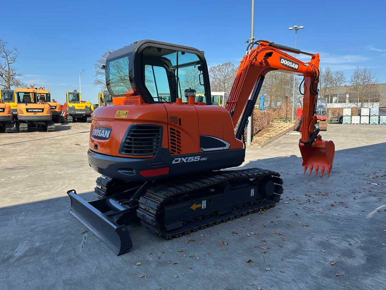 Doosan DX55-9C - Escavadora de rastos: foto 4 Doosan DX55-9C - Escavadora de rastos: foto 4