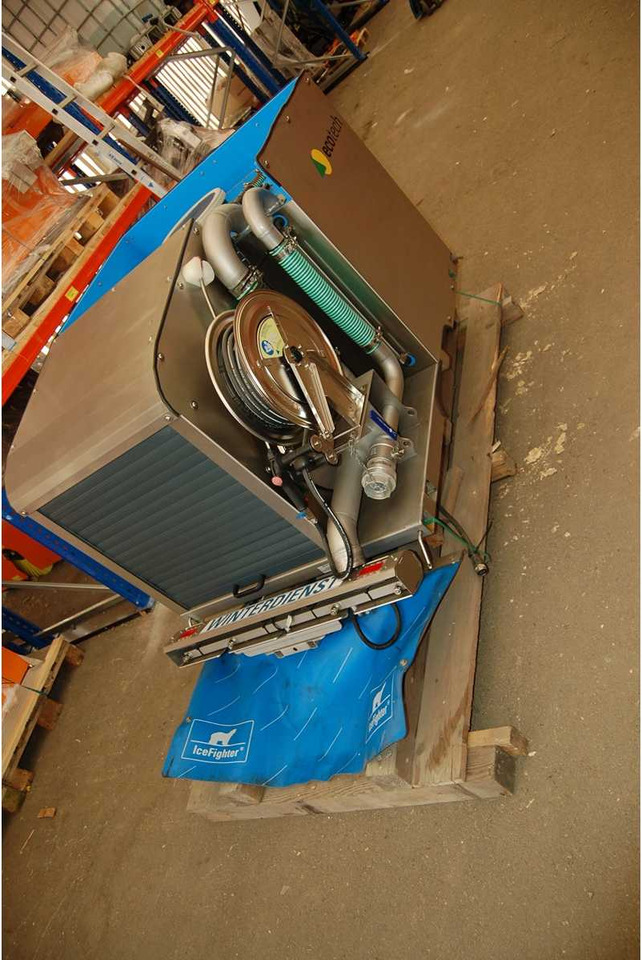 Ecotech XF4-4RZP - Espalhador de areia/ Sal: foto 1 Ecotech XF4-4RZP - Espalhador de areia/ Sal: foto 1