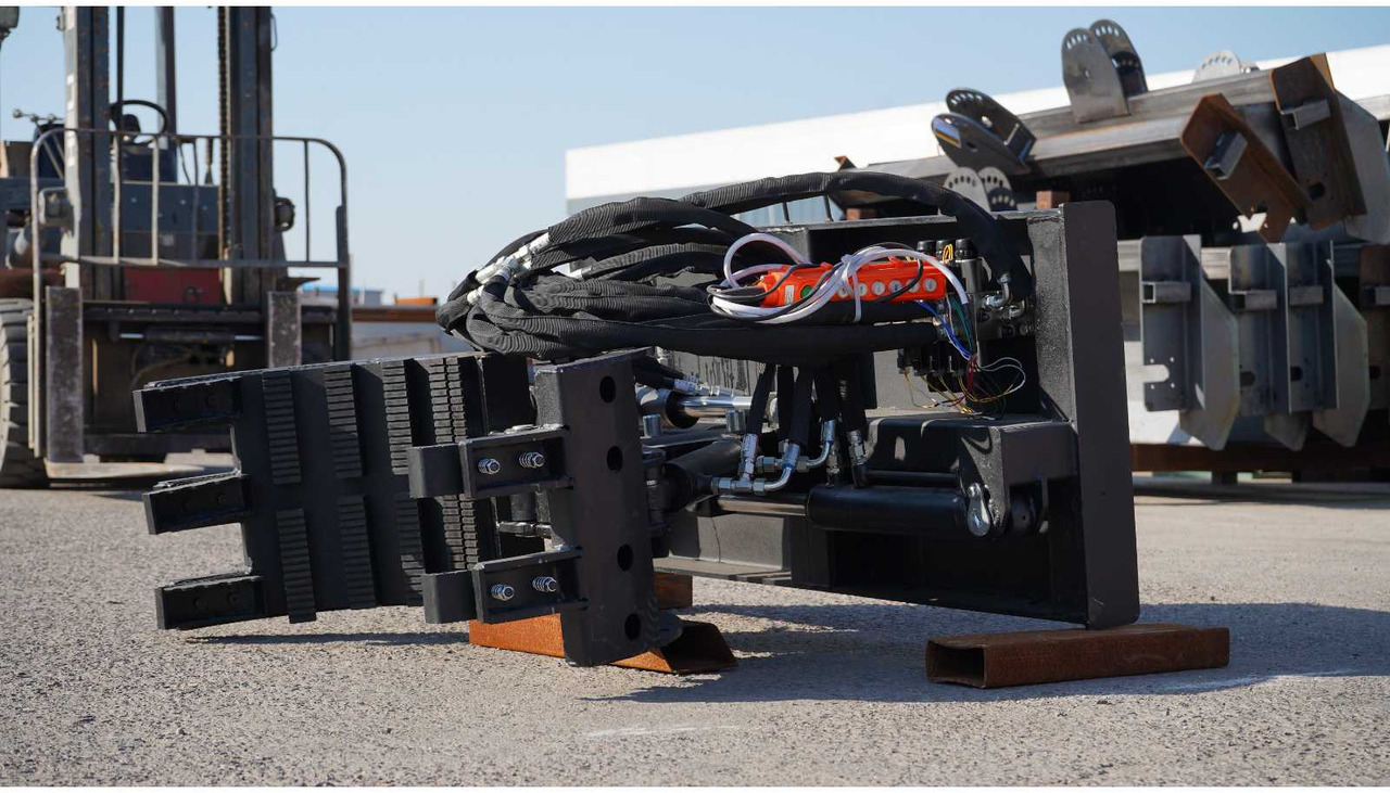 Rhino-cross Grapple claw - Equipamento por Máquina de construção: foto 2 Rhino-cross Grapple claw - Equipamento por Máquina de construção: foto 2