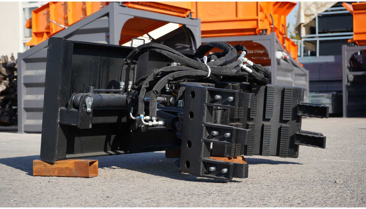 Rhino-cross Grapple claw - Equipamento por Máquina de construção: foto 3 Rhino-cross Grapple claw - Equipamento por Máquina de construção: foto 3
