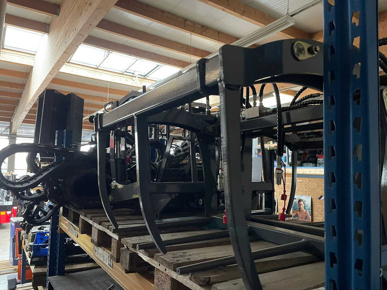 Everun Erel 05 Krokodilsgebiss - Carregador frontal para o trator: foto 4 Everun Erel 05 Krokodilsgebiss - Carregador frontal para o trator: foto 4