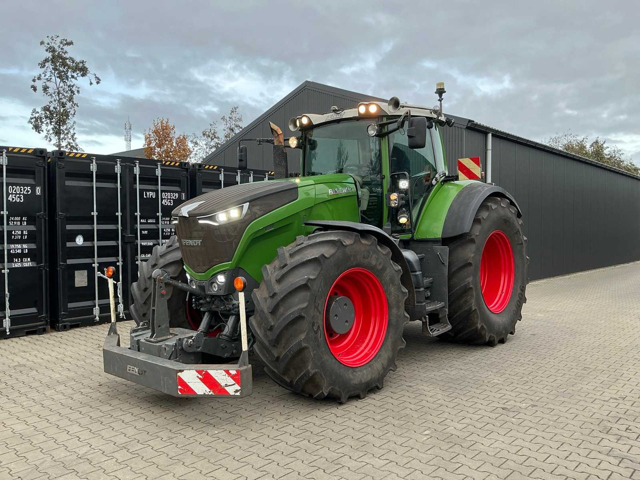 FENDT 934 VARIO ALL-WHEEL DRIVE AGRICULTURAL TRACTOR - Trator: foto 1 FENDT 934 VARIO ALL-WHEEL DRIVE AGRICULTURAL TRACTOR - Trator: foto 1