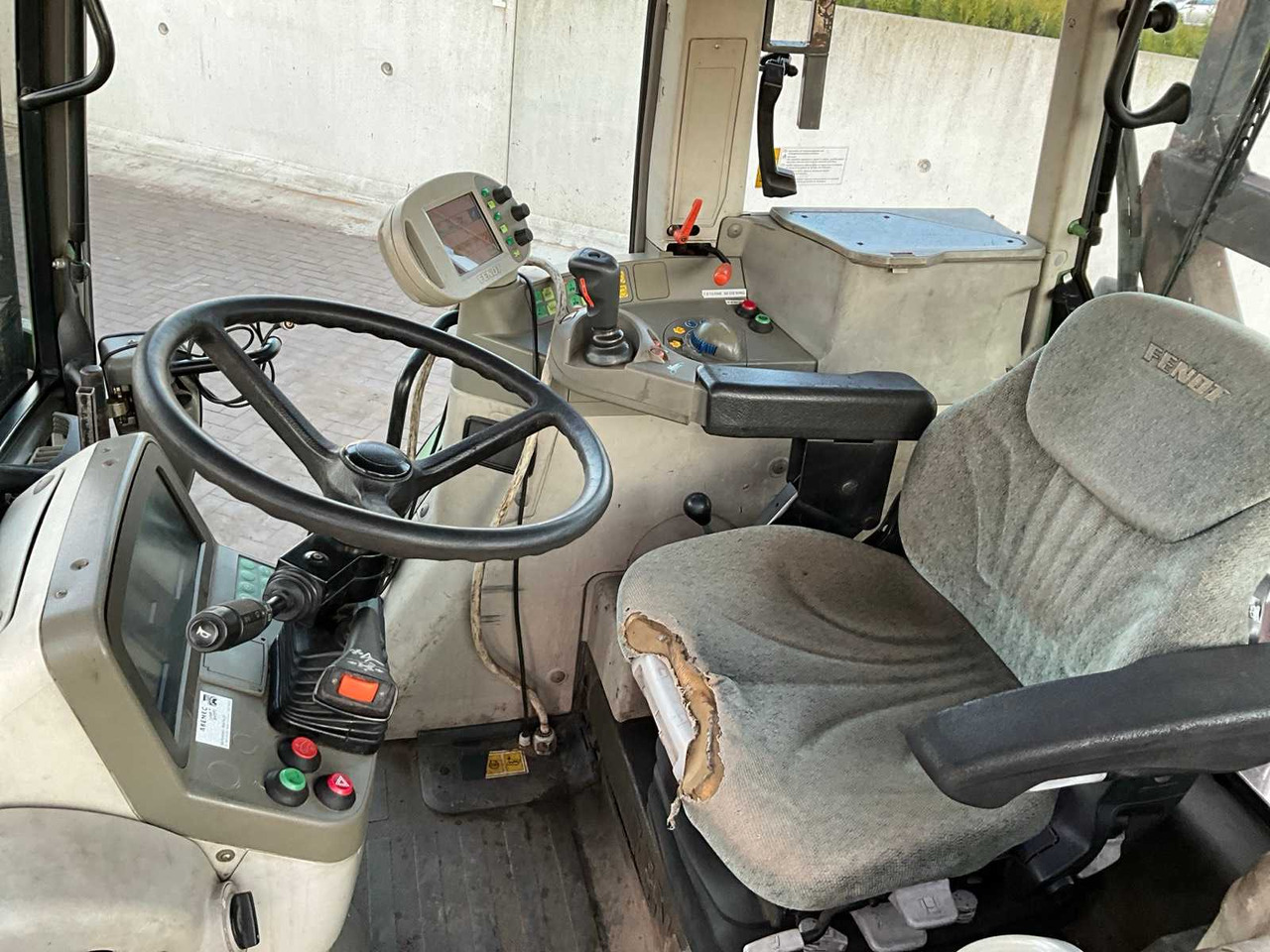 Trator FENDT ALL-WHEEL DRIVE AGRICULTURAL TRACTOR (C): foto 15