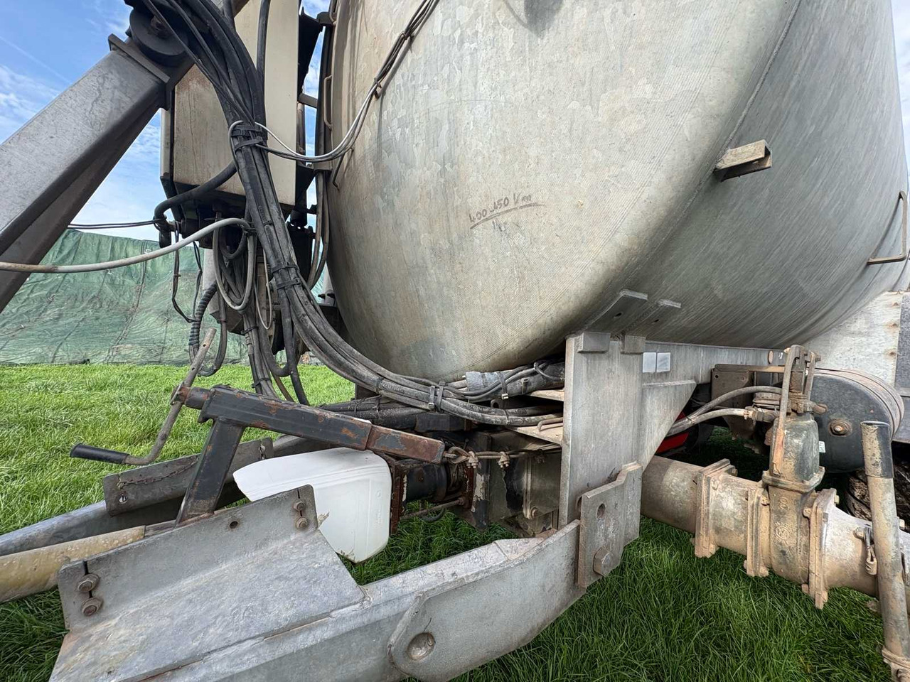 FLIEGL Güllefass mit Schleppschuhverteiler und Scheibeninjektor - Espalhador de estrume: foto 5 FLIEGL Güllefass mit Schleppschuhverteiler und Scheibeninjektor - Espalhador de estrume: foto 5